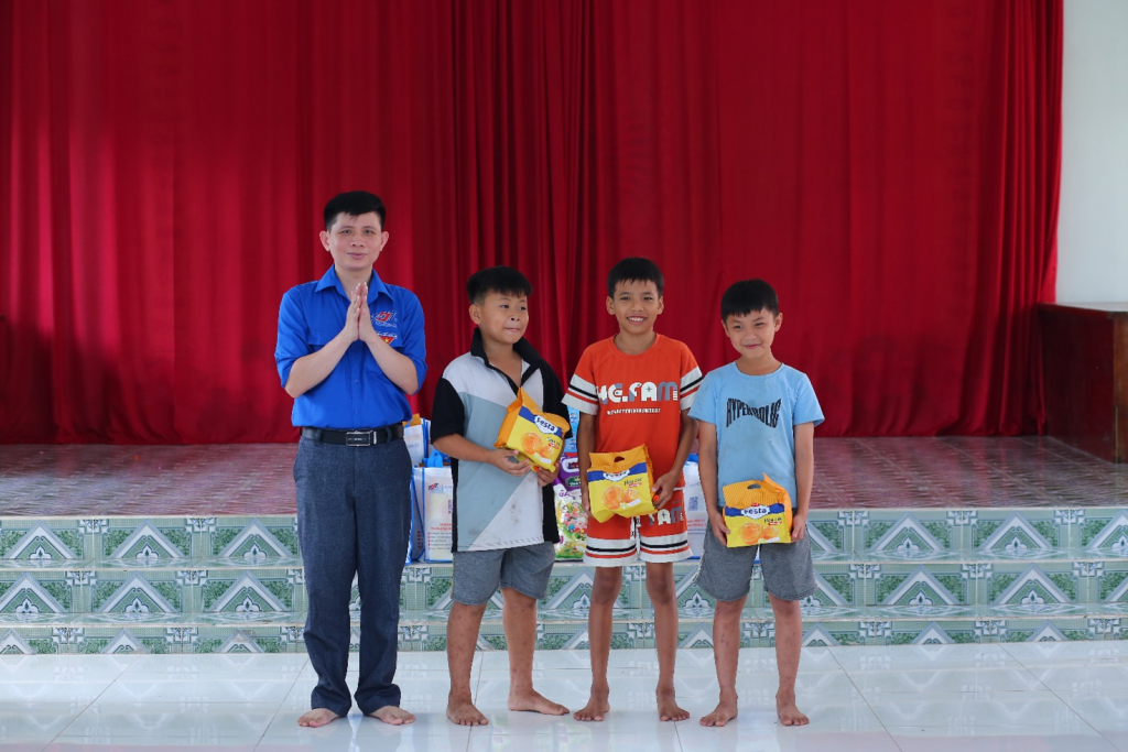 Nụ cười cho em_6