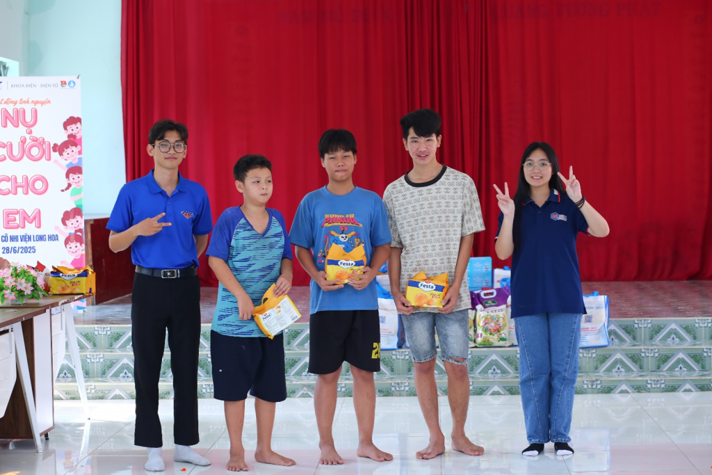 Nụ cười cho em_7
